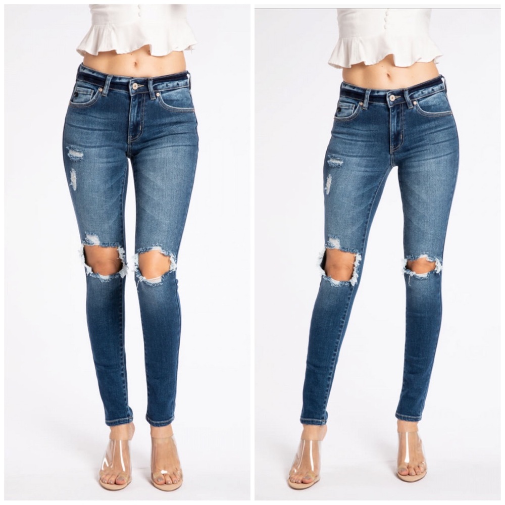 Busted Knee Distressed Skinny Jeans Dark Wash